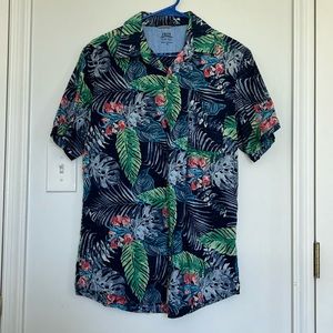 IZOD Saltwater Chambray Mens Classic Fit Short Sleeve Button-Down hawaiian shirt